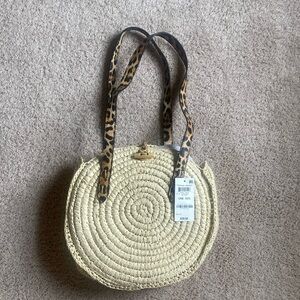 Brand new with tag INC straw purse ☀️🏝️